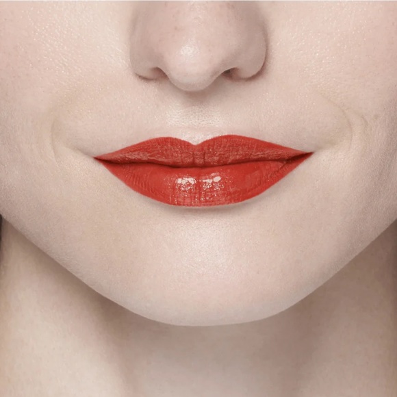 L’Oréal Paris Brilliant Signature Shiny Lip Stain Colour 309 Be Impertinent - Picture 4 of 8